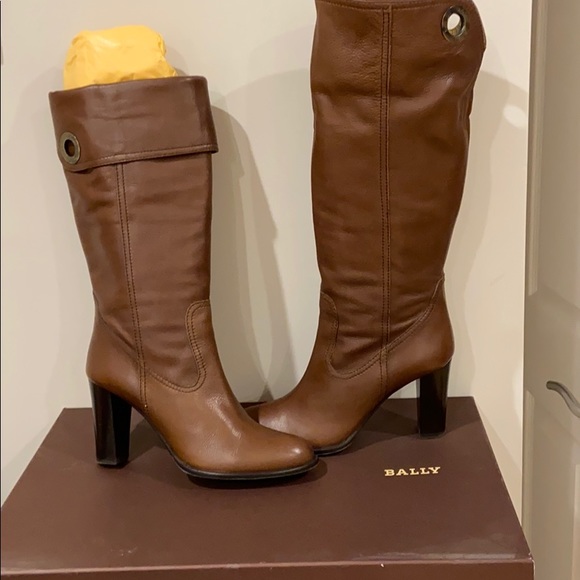 Bally Shoes - Bally Leather Zircon Calf Pull-Up boots